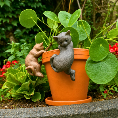 Katzen-Blumentopf-Anhänger aus Harz – verspielte Gartendeko 8 cm
