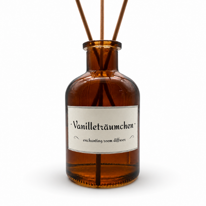 Raumduft "Vanilleträumchen" 100 ml in braunem Glasfläschchen mit Rattan-Stäbchen