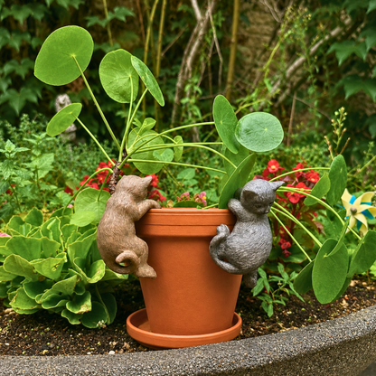 Katzen-Blumentopf-Anhänger aus Harz – verspielte Gartendeko 8 cm